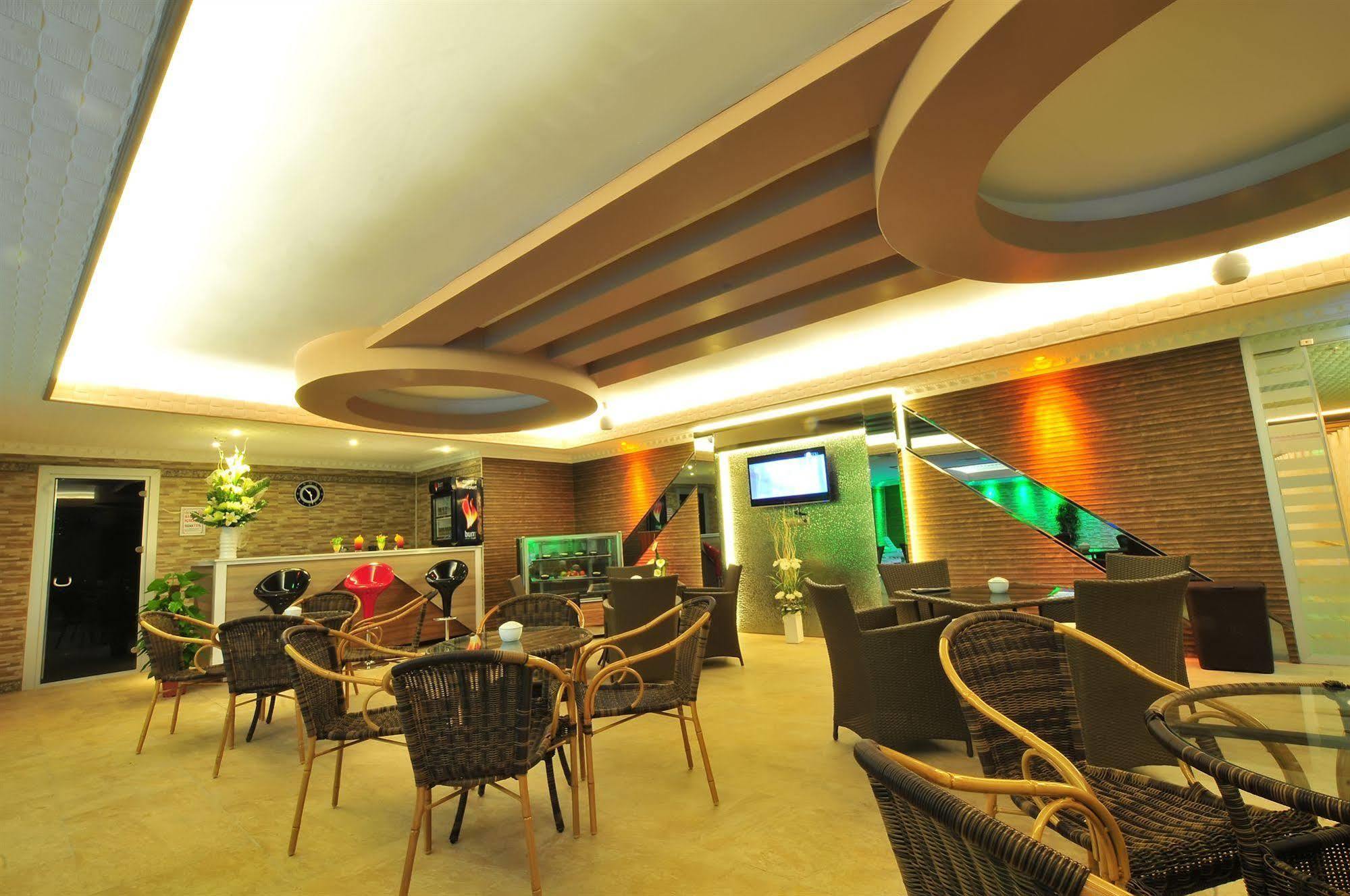 Ramada Usak Exterior photo